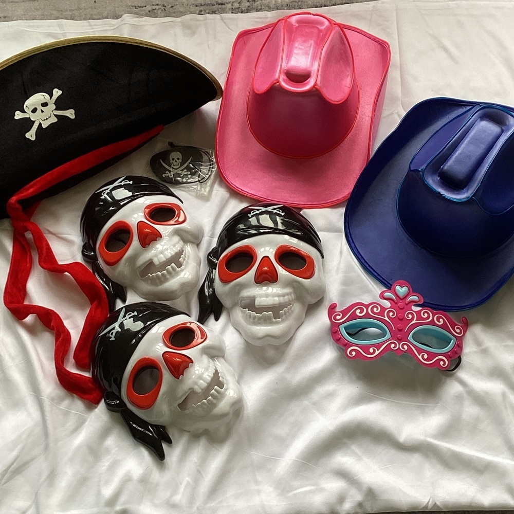 Pirate and Cowboy Dress up play